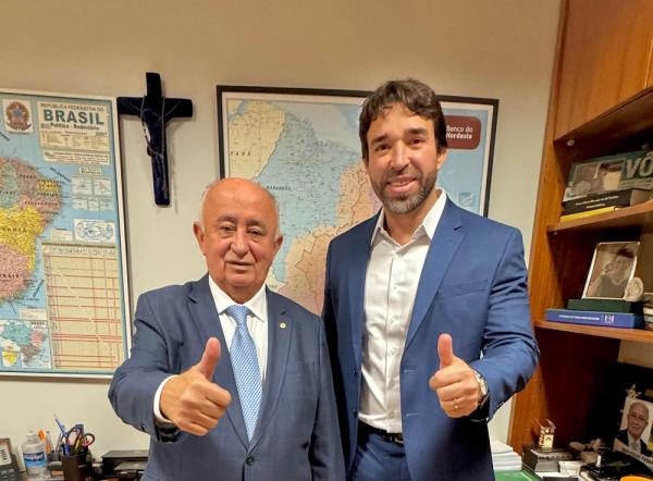 Em Brasília, Júlio César reforça convite do PSD a Marden