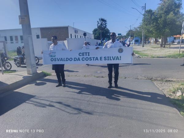 CETI Osvaldo da Costa e Silva celebra 65 anos com desfile c&iacute;vico e dia de confraterniza&ccedil;&atilde;o(Imagem:FlorianoNews)