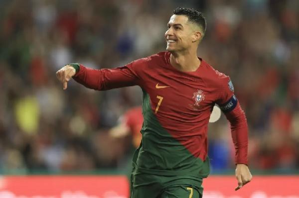 Cristiano Ronaldo cogita tentar chegar aos mil gols: "Tudo é possível"