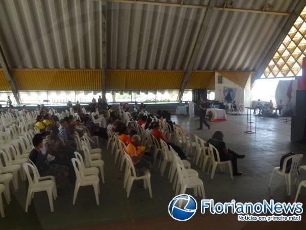 Acontece em Floriano o 12&ordm; Congresso da Renova&ccedil;&atilde;o Carism&aacute;tica Cat&oacute;lica.(Imagem:FlorianoNews)