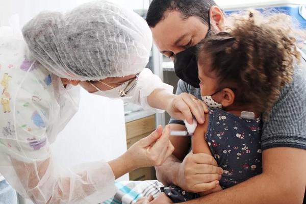 Apenas 21% das crianças de 3 e 4 anos foram vacinadas contra Covid-19 no Piauí