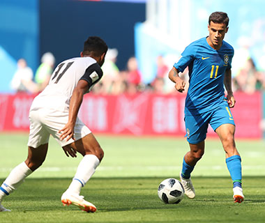 Melhor do jogo, Coutinho diz que seleção foi premiada com vitória