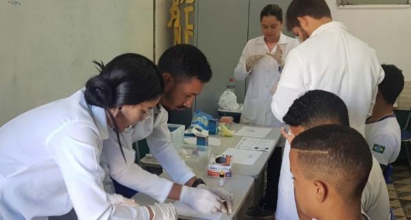 Curso de Farm&aacute;cia da FAESF participa do projeto 