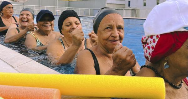 Mente e corpo em movimento: hidrogin&aacute;stica no Sesc Ilhotas(Imagem:Divulga&ccedil;&atilde;o)