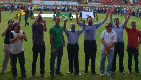 "MP é salvação do futebol brasileiro", diz ministro do Esporte em visita ao AC
