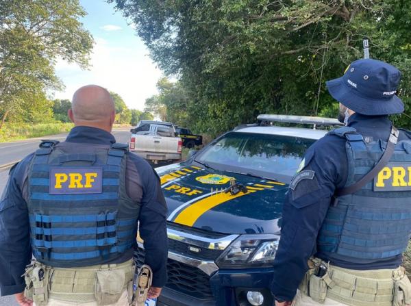 Em Redenção do Gurgueia (PI), PRF prende homem pelo crime de Porte Ilegal de Arma de Fogo e Munições