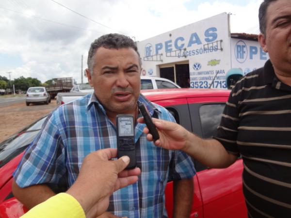 Prefeitura de Bar&atilde;o de Graja&uacute; realiza recupera&ccedil;&atilde;o de estradas vicinais(Imagem:FlorianoNews)