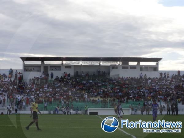 Cori-Sabb&aacute; empata em jogo contra o Piau&iacute; e ambos s&atilde;o eliminados do Campeonato Piauiense.(Imagem:FlorianoNews)