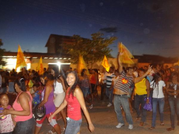 Gilberto Jr e Salom&atilde;o Holanda agradecem a vit&oacute;ria em Floriano.(Imagem:FlorianoNews)