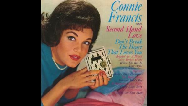 Connie Francis, de Pretty Little Baby, morre aos 87 anos