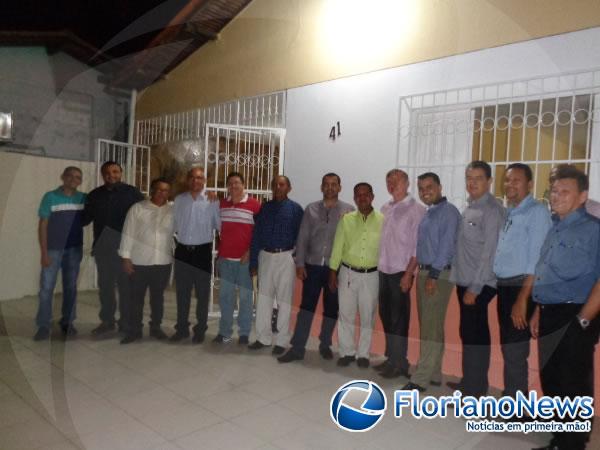 Associa&ccedil;&atilde;o de Pastores promove reuni&atilde;o e discute programa&ccedil;&atilde;o para o Dia do Pastor.(Imagem:FlorianoNews)