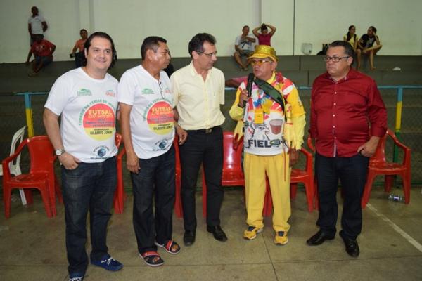 Prefeito Gilberto Júnior é homenageado no Torneio Férias de Inverno