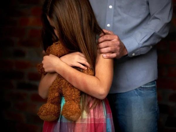 Psicopedagoga cita sinais que podem revelar assédio sexual infantil