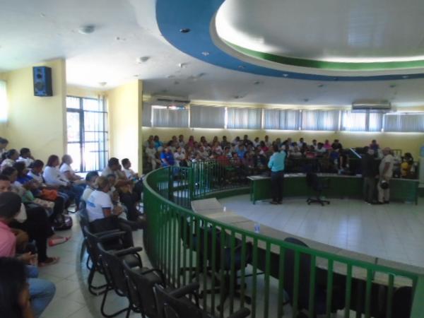 Na C&acirc;mara, Agentes de Sa&uacute;de e Agentes de Endemias discutem CLT e regime jur&iacute;dico.(Imagem:FlorianoNews)