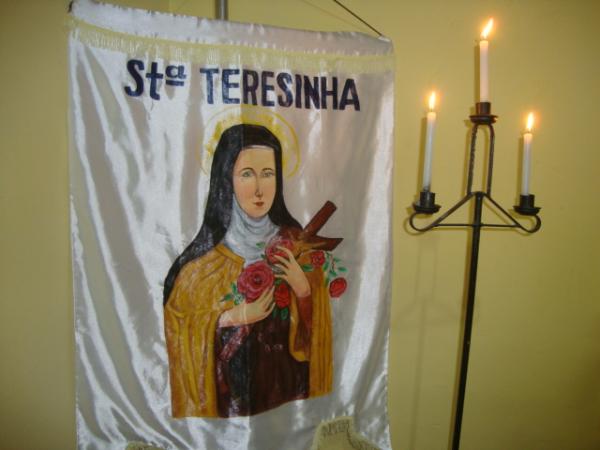 Estandart de Santa Teresinha (Imagem:reda&ccedil;&atilde;o)