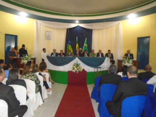 Câmara realiza sessão solene em homenagem aos 120 anos de Floriano