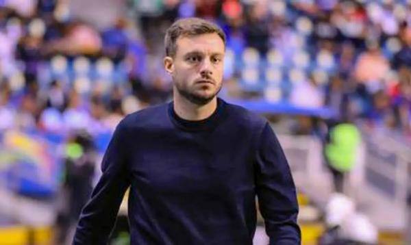 Botafogo demite técnico Martín Anselmi