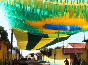 Com R$ 6 mil investidos, Rua da Copa no Piauí ganha cobertura 'padrão Fifa'