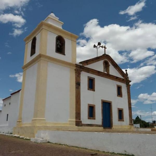 Justiça proíbe bloco carnavalesco próximo a igreja tombada pelo Iphan em Oeiras