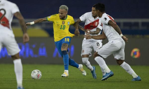 Com zaga reserva, Seleção completa nove jogos sem sofrer gol em casa e atinge novo recorde