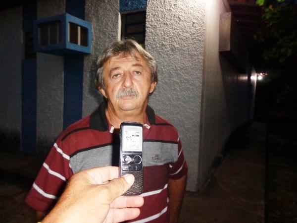 Em&iacute;dio Sobrinho, m&eacute;dico veterin&aacute;rio. (Imagem:FlorianoNews)