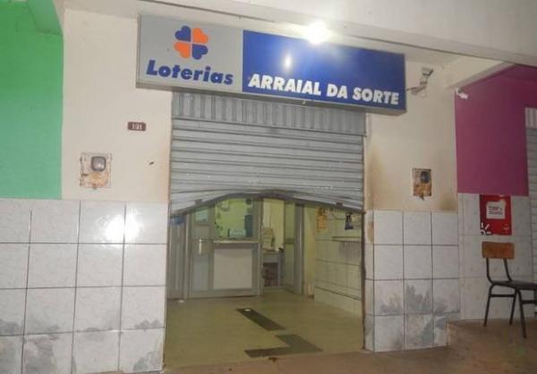 Bando arromba agências no interior do PI, mas foge sem levar dinheiro
