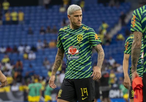 Flamengo tem dia decisivo pelo ataque: BH cresce, Pedro joga 51 minutos, e Gabigol faz novos testes