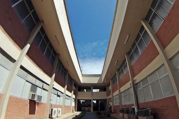 UFDPar abre processo seletivo para professor com salário de até R$ 5,8 mil