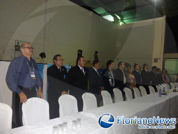 Rotary Club M&eacute;dio Parna&iacute;ba realizou abertura da VII Confer&ecirc;ncia da Juventude em Floriano.(Imagem:FlorianoNews)