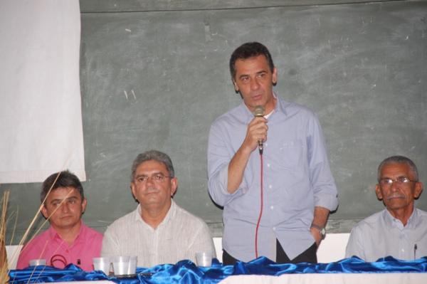 .Professores recebem certificado do Curso de Extens&atilde;o em Educa&ccedil;&atilde;o Integrada.(Imagem:Waldemir Miranda)