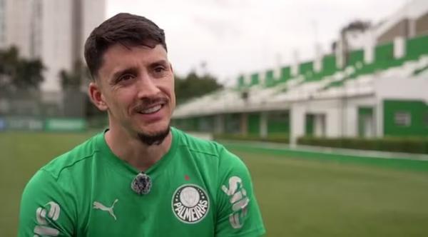 Piquerez cita potência do Flamengo e encara tabu com Palmeiras: "São feitos para serem quebrados"
