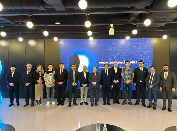 Governo do Estado adotar&aacute; tecnologia da Coreia do Sul para inovar educa&ccedil;&atilde;o no Piau&iacute;(Imagem:Divulga&ccedil;&atilde;o )