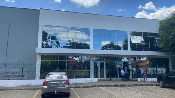 Acusado de esfaquear a ex-mulher e matar amiga vai a júri popular por feminicídio no Norte do Piauí