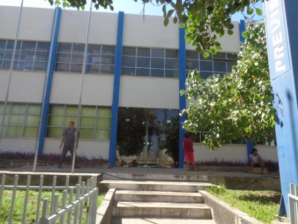 Servidores do INSS deflagram greve por tempo indeterminado no Piauí