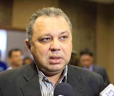 Secretário confirma surto de gripe e 35 hospitais estão aptos a atender no PI