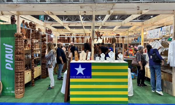 Artesanato piauiense comercializa mais de R$ 261 mil em vendas na 25&ordf; Fenearte(Imagem:Ascom Sudarpi)