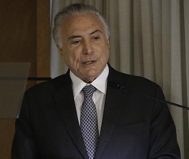 Na reta final, Michel Temer pretende inaugurar obras