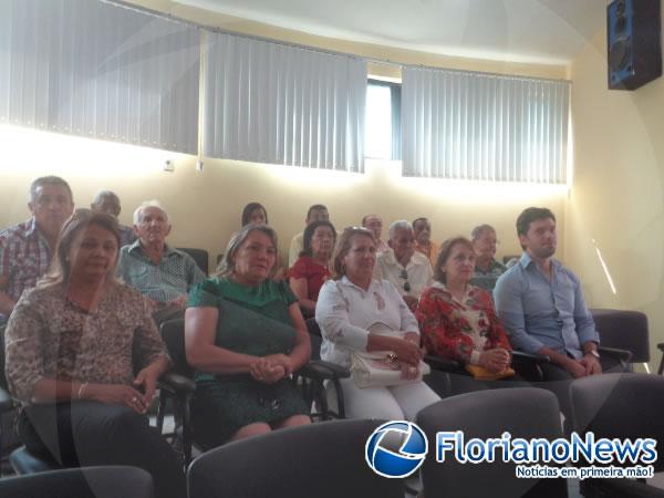 Vereador Carlos Ant&ocirc;nio toma posse como presidente da C&acirc;mara de Floriano.(Imagem:FlorianoNews)