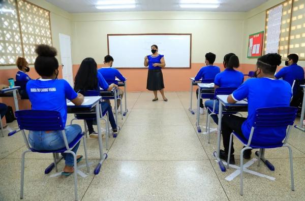 Governo regulamenta pagamento do abono do Fundeb para os professores do Piauí; confira os valores