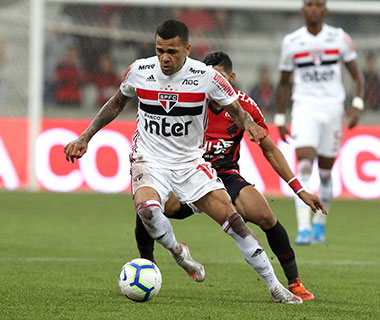 São Paulo mantém boa fase e vence Athletico-PR na Arena da Baixada