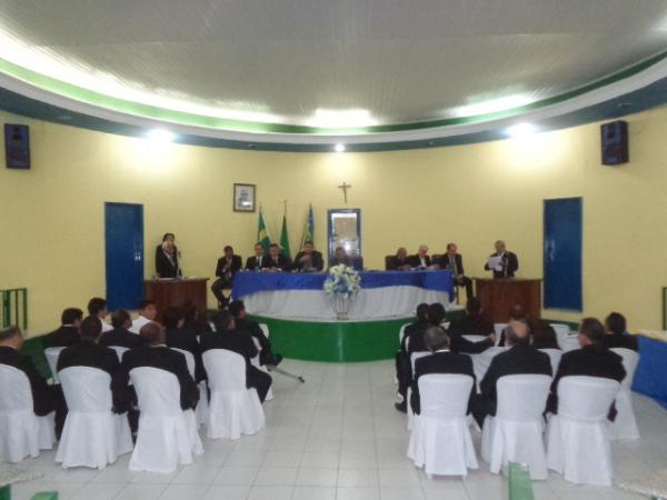 Câmara de Floriano realizou Sessão Solene em homenagem ao Dia do Maçom