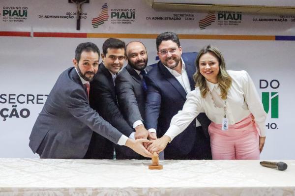 Governo do Piauí realiza licitação para concessão de serviços de remoção e guarda de veículos