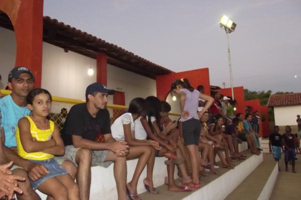Festejo de S&atilde;o Francisco das Chagas na localidade Amolar.(Imagem:FlorianoNews)