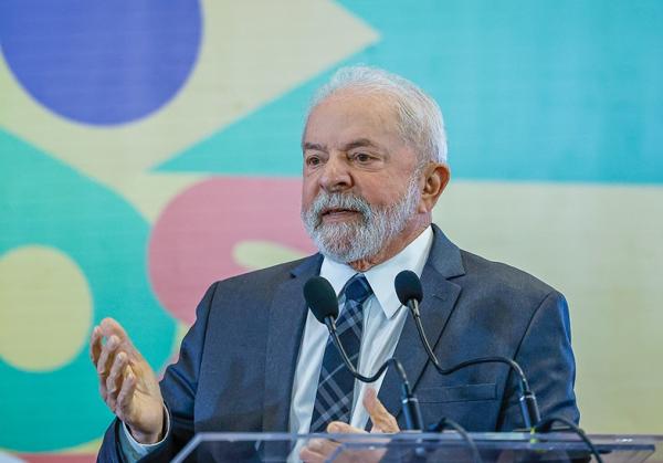 PP e Republicanos negociam ministérios com Lula e agem por pontes no bolsonarismo