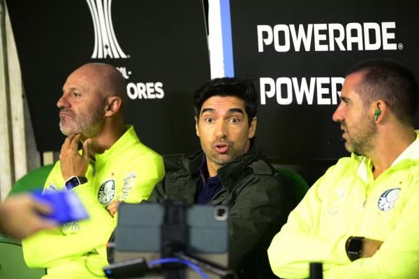 Abel Ferreira em Palmeiras x Bol&iacute;var.(Imagem:Marcos Ribolli)