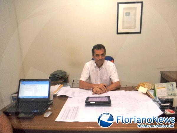 Prefeito Gilberto J&uacute;nior(Imagem:FlorianoNews)
