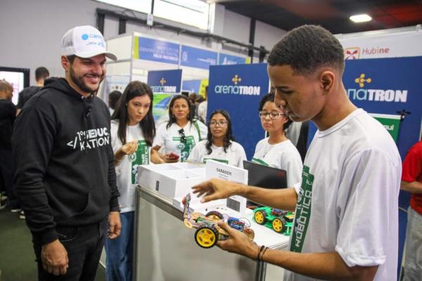 Seduc leva robótica, Inteligência Artificial e projetos de estudantes da rede pública à Campus Party