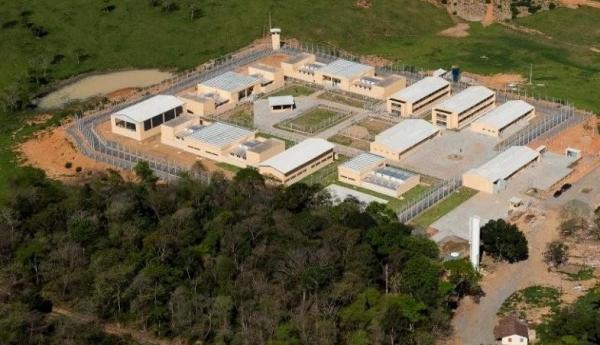 Iases abre processo seletivo com salário de até R$ 4 mil