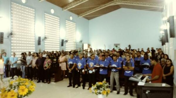 Igrejas de Floriano celebram Dia das M&atilde;es com missa solene.(Imagem:FlorianoNews)