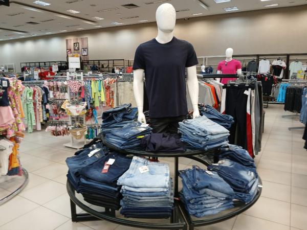 Confira as promo&ccedil;oes em cal&ccedil;ados e acess&oacute;rios no Armaz&eacute;m Para&iacute;ba em Floriano(Imagem:FlorianoNews)